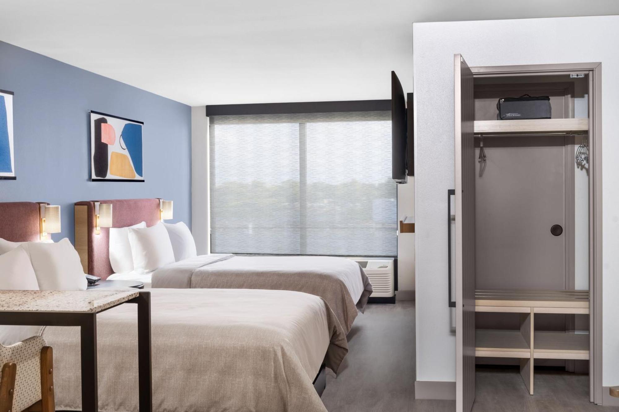 Hotel Atwell Airport By Ihg