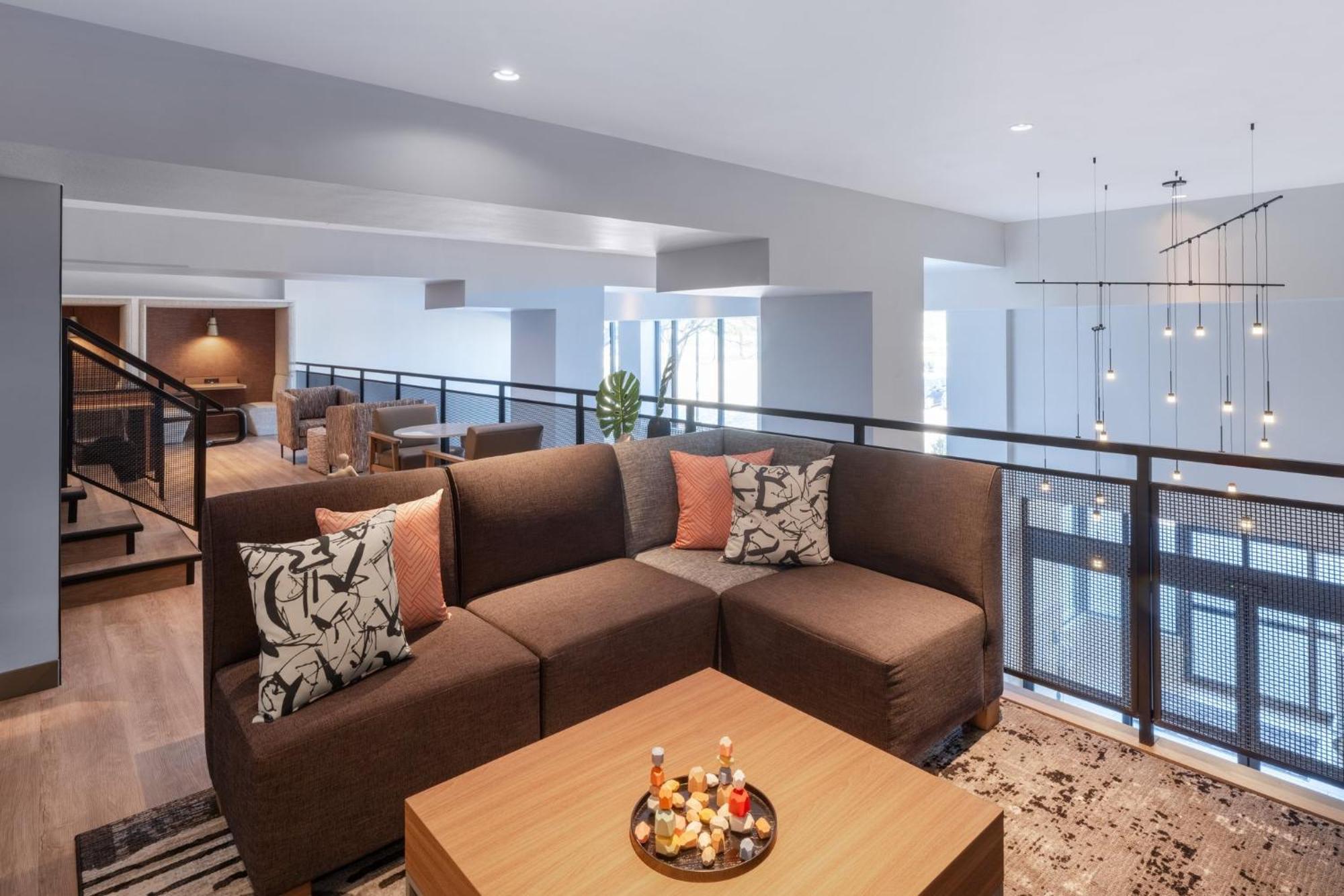 Atwell Airport By Ihg