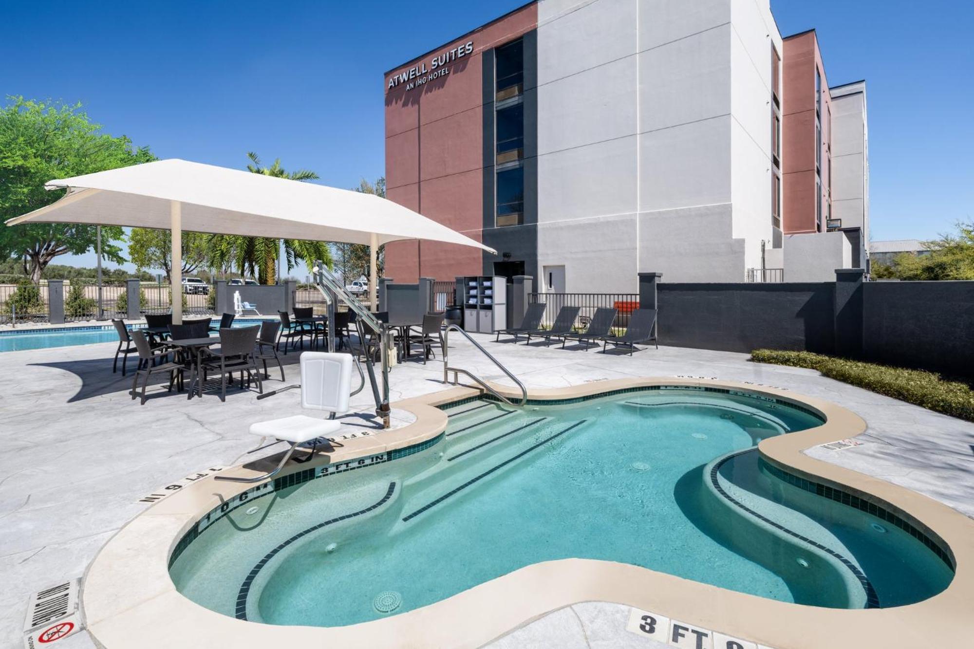 Hotel Atwell Airport By Ihg