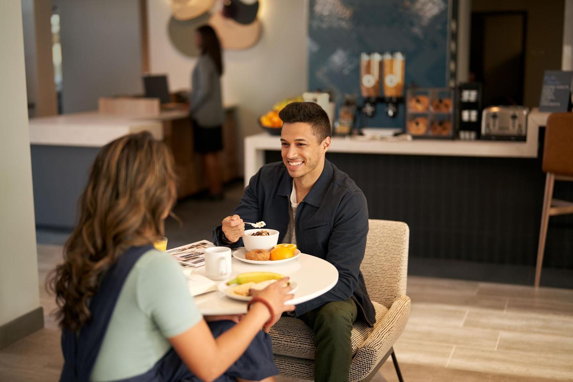 Atwell Airport By Ihg 3* Austin